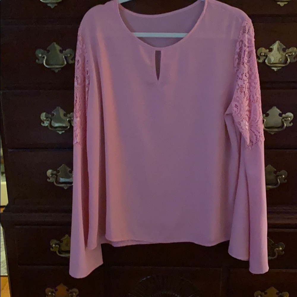 Ladies top